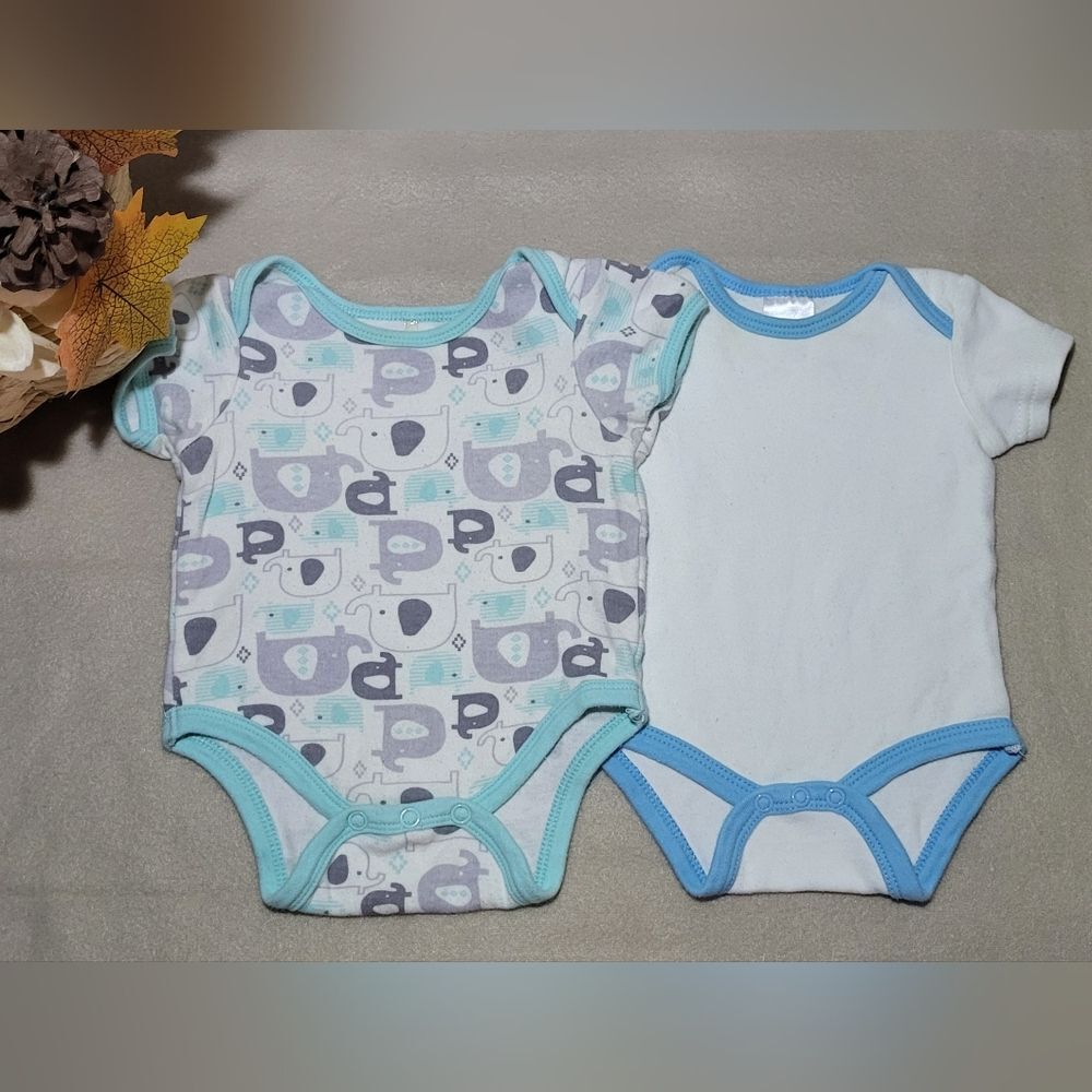 Chick Pea Baby Onesies Short Sleeve Bodysuits- Bundle Of 2- Size 0-3M GUC